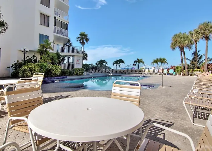 Palms 108